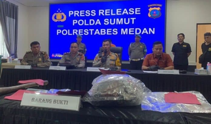 seperti_ini_aksi_tersangka_habisi_ibu_kandung_di_medan_denai