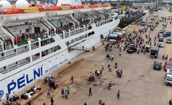 september_2024_jumlah_penumpang_angkatan_laut_di_sumut_turun_5251_persen