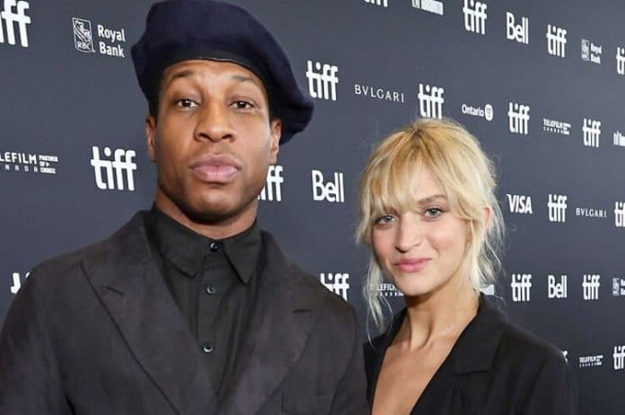 serang_mantan_pacar_marvel_studios_pecat_jonathan_majors