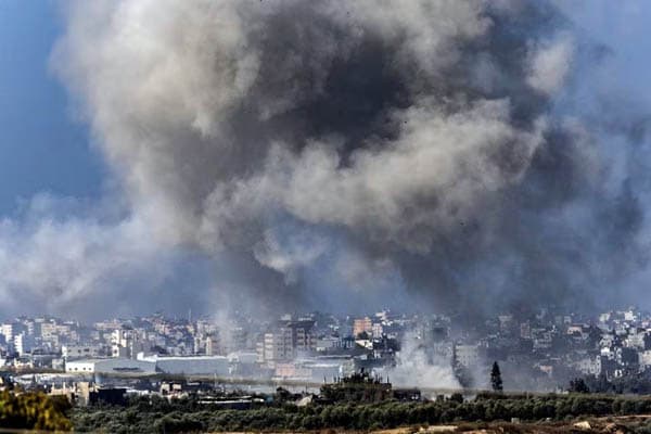 serangan_bom_israel_menyasar_sekitar_tiga_rumah_sakit_di_gaza