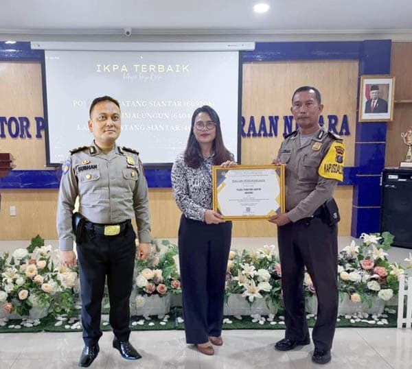 serapan_anggaran_100_persen_polres_siantar_terima_penghargaan_dari_kppn