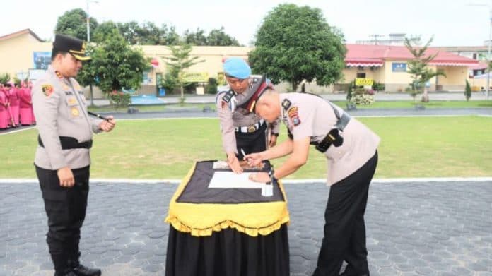 sertijab_7_pejabat_perwira_ini_kapolres_batu_bara