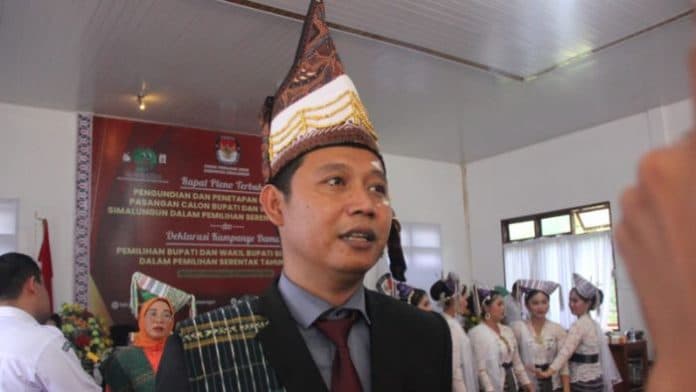 sesuai_pkpu_kpu_gunakan_tiga_materi_dalam_debat_perdana_pilkada_simalungun