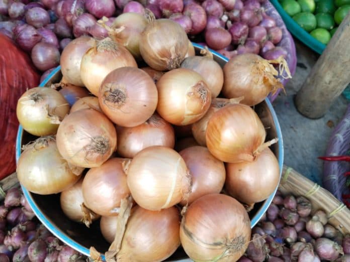 setelah_harga_bawang_putih_naik_bawang_bombay_ikutan_meroket_jadi_rp40_ribu_per_kg