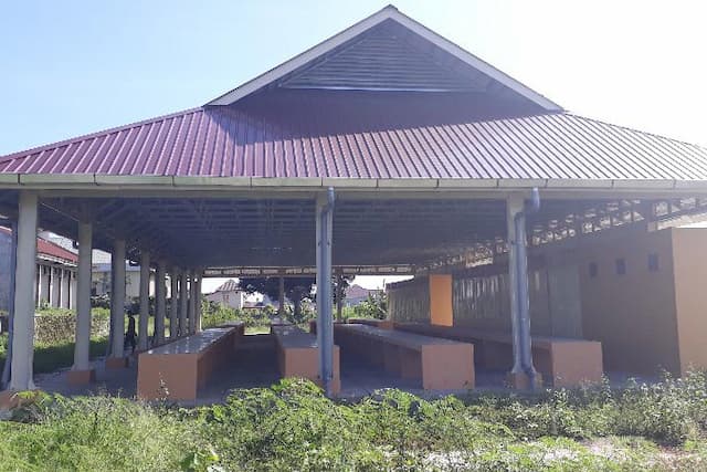 setelah_menelan_anggaran_rp17_miliar_lebih_pasar_tojai_merana_ditinggal_pedagang