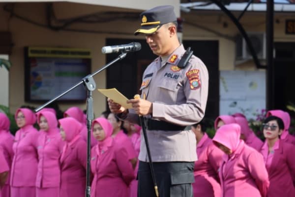 setelah_naik_pangkat_kapolres_tebing_tinggi_ingatkan_personelnya_mengubah_pola_pikir