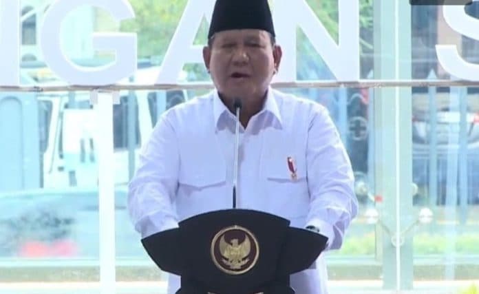 setiap_pukul_6_pagi_presiden_prabowo_minta_semua_stasiun_televisi_putar_lagu_indonesia_raya