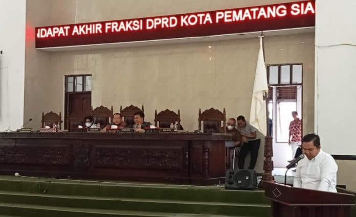 setujui_ranperda_papbd_tahun_2022_fraksi_pdip_sampaikan_6_catatan_penting