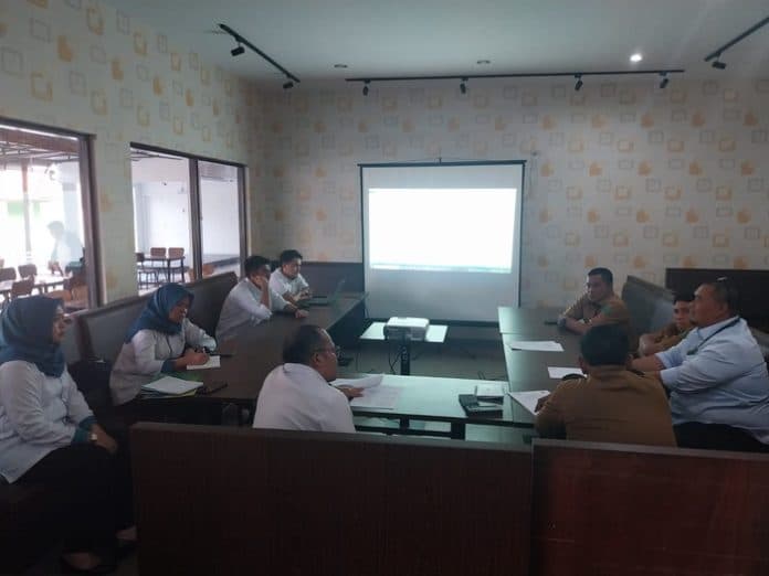 siap_jalin_kerjasama_bpjs_ketenagakerjaan_dan_pemkab_paluta_akan_daftarkan_aparatur_desa_dan_bpd_di_program_jamsosteg