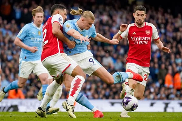 siapa_juara_premier_league_ini_prediksi_superkomputer