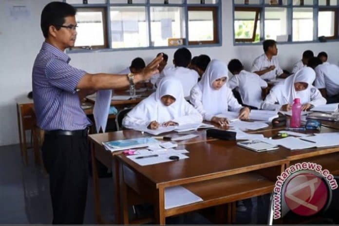 siapkan_generasi_emas_guru_harus_pahami_kehidupan_tiap_siswa