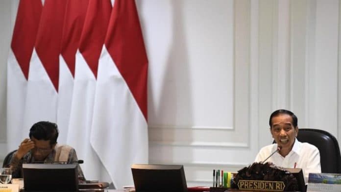 siapkan_keppres_pemberhentian_jokowi_belum_tentukan_pengganti_mahfud