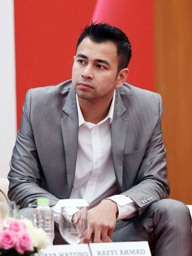 sibuk_raffi_ahmad_cuma_butuh_2_jam_pulihkan_tenaga