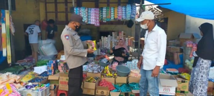 sidak_petugas_temukan_harga_minyak_goreng_curah_rp18_ribu_per_kg_di_tapsel