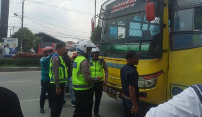 sidak_pool_bus_jalan_sm_raja_dishub_ini_sumber_kemacetan