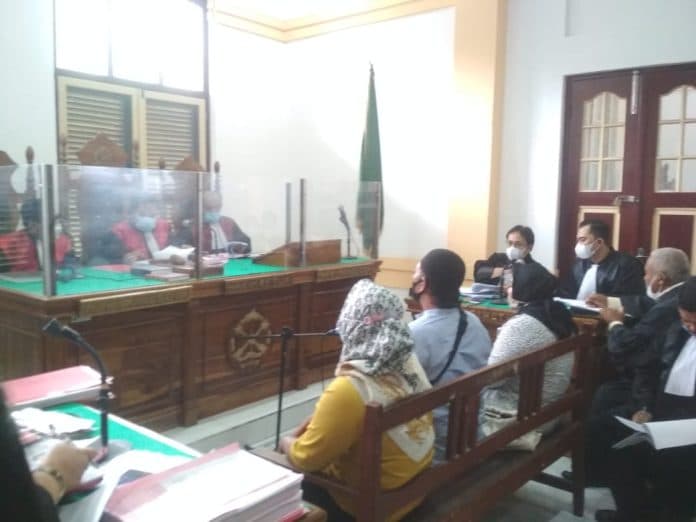 sidang_5_polisi_gelapkan_uang_rp650_juta_saksi_sebut_tak_ada_berita_acara_penyitaan