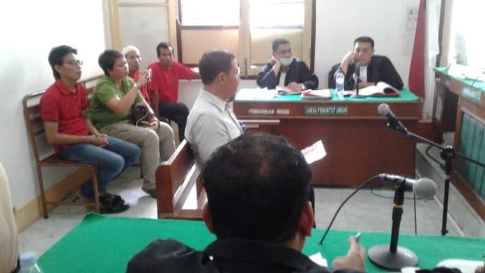 sidang_lanjutan_tagih_hutang_ahli_seharusnya_terdakwa_lapor_polisi