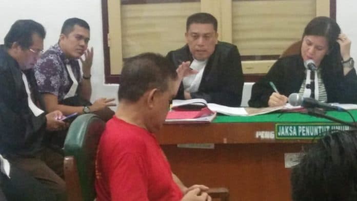 sidang_penipuan_rp550_juta_terdakwa_akui_kelabui_korban