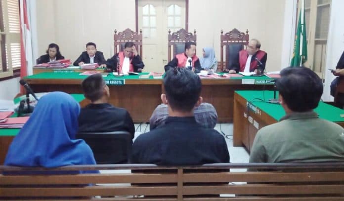 sidang_perdana_rakes_akui_ancam_bunuh_jurnalis_saat_liput_prarekonstruksi_di_medan