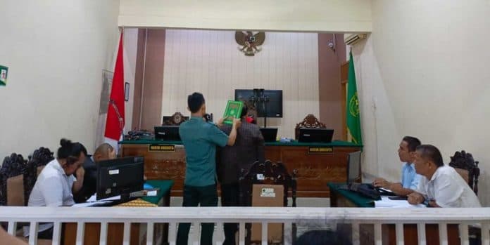 sidang_prapid_warga_gurilla_ahli_sebelum_penetapan_calon_tersangka_harus_diperiksa