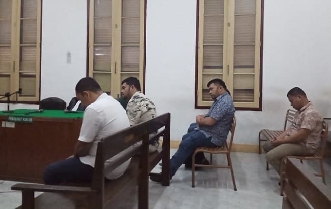 sidang_putusan_6_terdakwa_perkara_suap_pppk_di_madina_ditunda_ini_alasannya