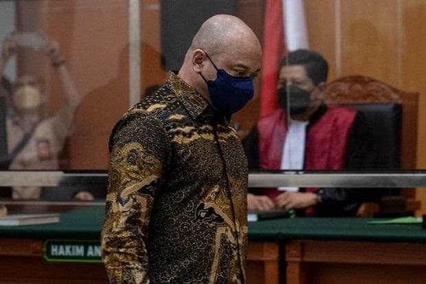 sidang_putusan_banding_teddy_minahasa_ditunda