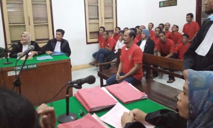 sidang_putusan_terdakwa_eprijal_pahlawan_perkara_pembunuhan_ditunda