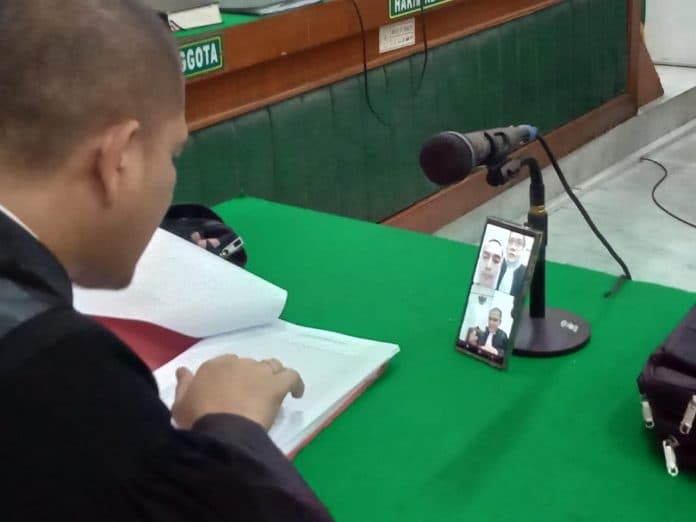 sidang_tuntutan_kasus_pembunuhan_terhadap_teman_kencannya_ditunda