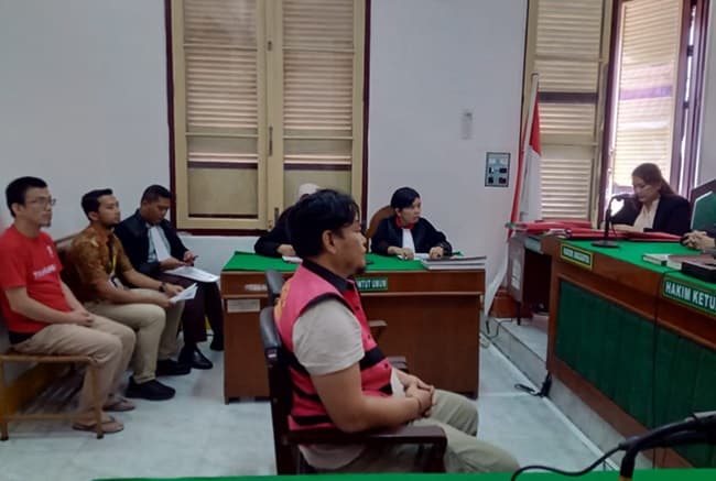 sidang_tuntutan_kasus_rokok_ilegal_di_pn_medan_ditunda_ini_alasannya