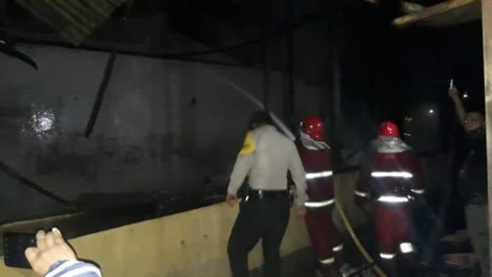 sijago_merah_lalap_1_rumah_di_jalan_rpkad_siantar