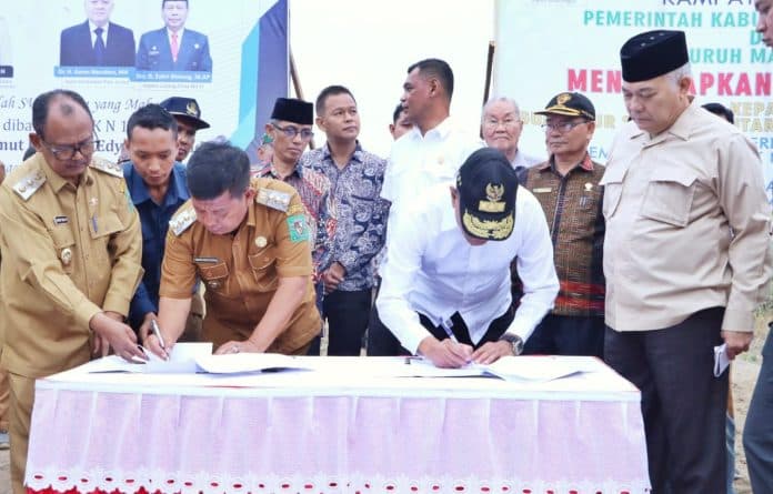 simalungun_hibahkan_tanah_kepada_pemprov_untuk_bangun_smk_negeri_1_bandar