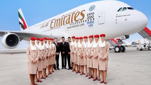 simpan_dana_tunai_selama_pandemi_gaji_pegawai_2_maskapai_besar_ini_dipotong_50_persen