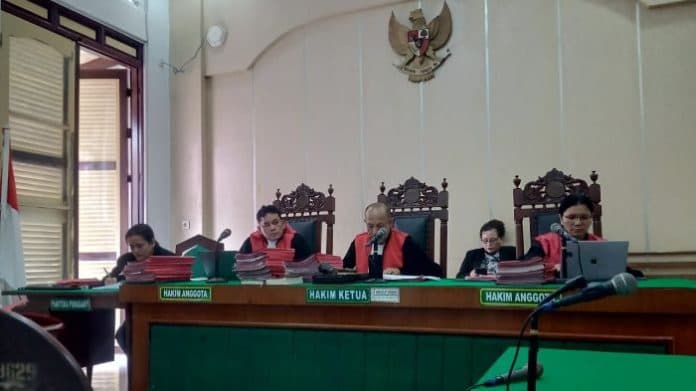 simpan_sajam_di_selipan_celana_warga_kota_bangun_dihukum_25_tahun_penjara