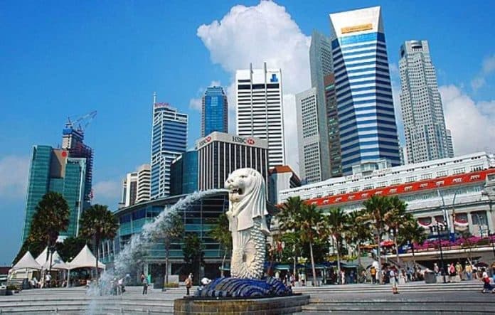 singapura_wajibkan_setiap_orang_yang_baru_masuk_mengkarantina_diri