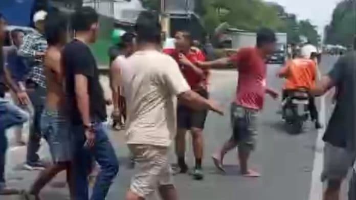 siswa_sma_geber_geber_motor_di_jalanan_dibubarkan_warga_1_orang_diamankan