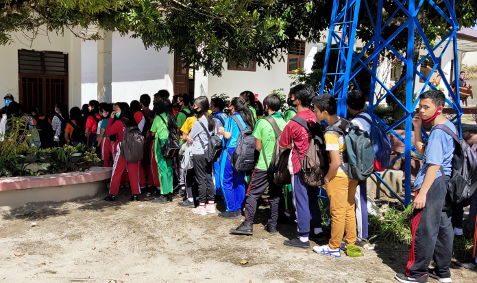 siswa_sman_1_dolok_sanggul_abaikan_social_distancing