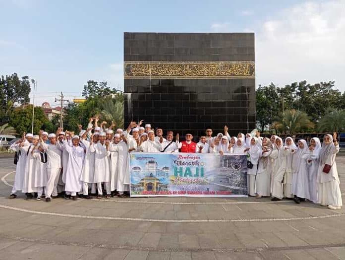 siswa_smp_it_bahrul_uluum_al_kamal_asahan_gelar_manasik_haji