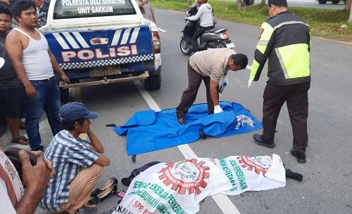 siswi_smkn_1_beringin_tewas_usai_ditabrak_dump_truk