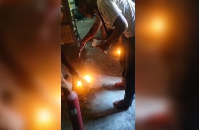 siswi_smp_pencipta_api_misterius_di_rumah_ternyata_ada_kelainan_psikis