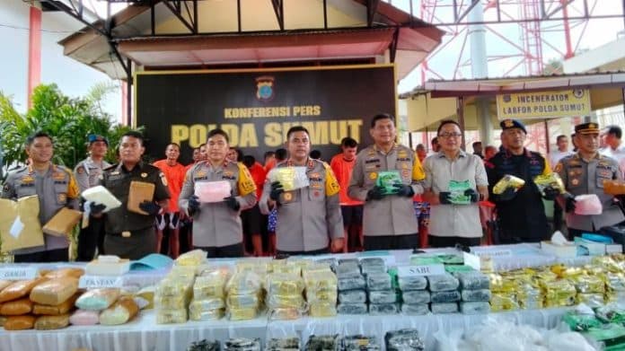 sitaan_selama_sebulan_polda_sumut_musnahkan_201_kilogram_sabu_dan_40_ribu_pil_ekstasi