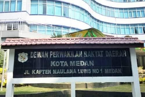sk_gubernur_diterima_dprd_medan_jadwalkan_pelantikan_pimpinan_definitif
