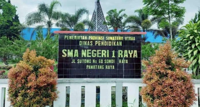 sma_negeri_1_raya_buka_penerimaan_peserta_didik_baru_daya_tampung_288_siswa
