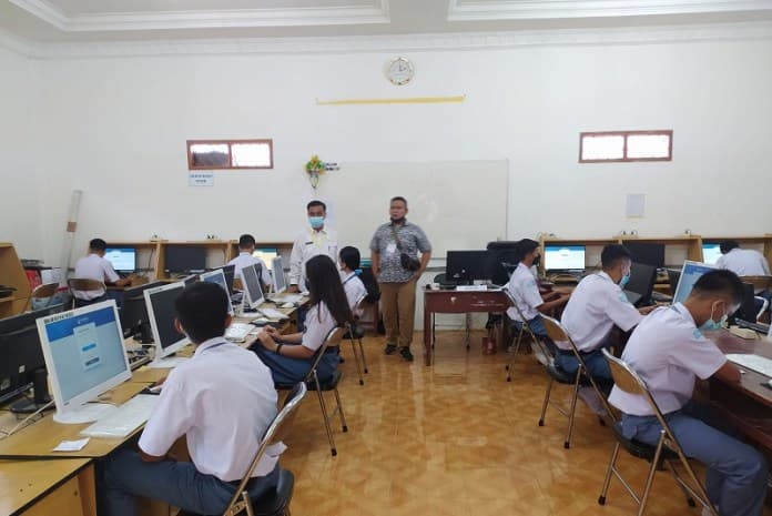 sma_negeri_2_pematangsiantar_rencanakan_gelar_uas_berbasis_komputer_dan_android