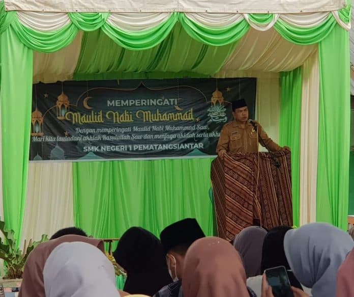 smkn_1_pematang_siantar_gelar_peringatan_maulid_nabi_muhammad_saw_1444_h