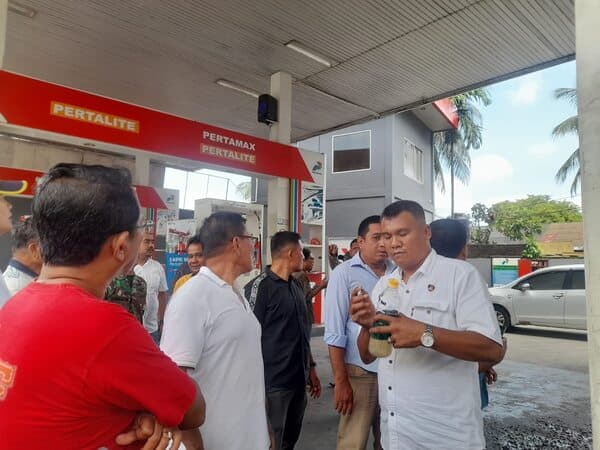 soal_bbm_campur_air_polisi_investigasi_spbu_sambo_siantar