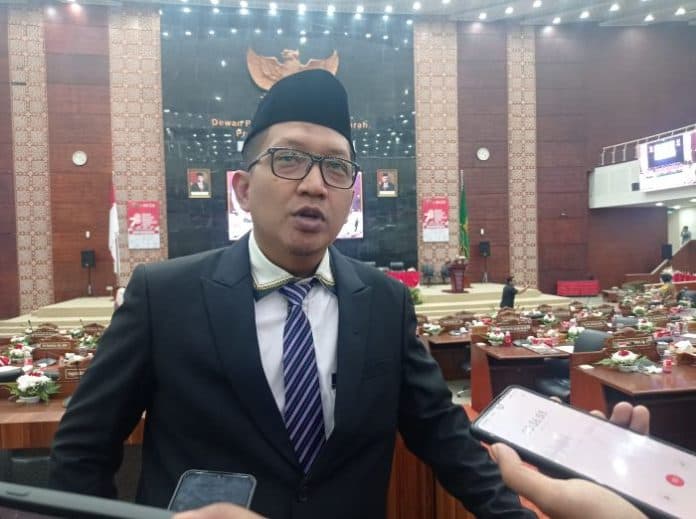 soal_gedung_sma_negeri_di_simalungun_rusak_parah_komisi_e_dprd_sumut_minta_kadisdik_proaktif