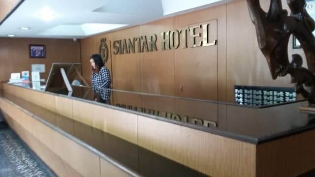 solusi_atasi_dampak_corona_pengusaha_hotel_rumahkan_pekerja