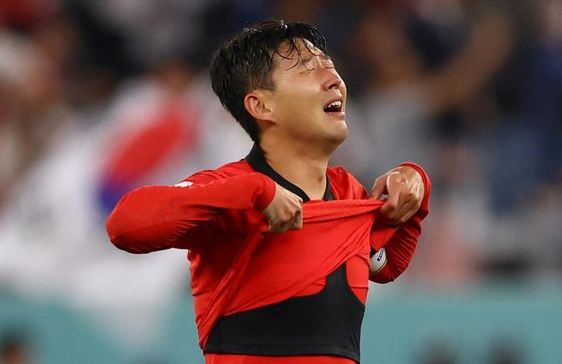son_heung_min_minta_maaf_usai_korea_tersingkir_dari_piala_dunia_2022