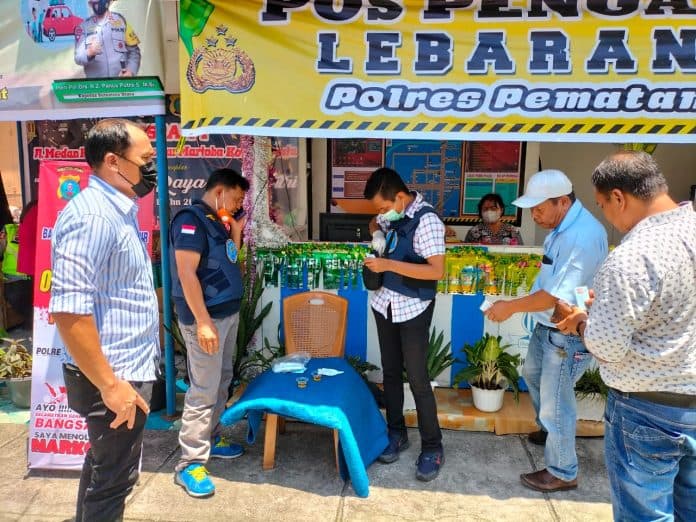 sopir_angkutan_umum_di_siantar_dites_urine_ini_hasilnya