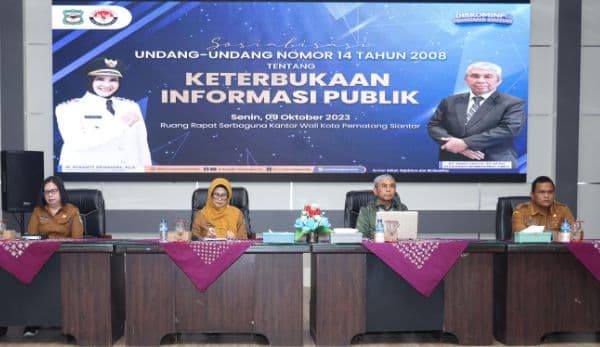 sosialisasi_keterbukaan_informasi_wali_kota_susanti_peran_opd_pemko_pematang_siantar_dibutuhkan